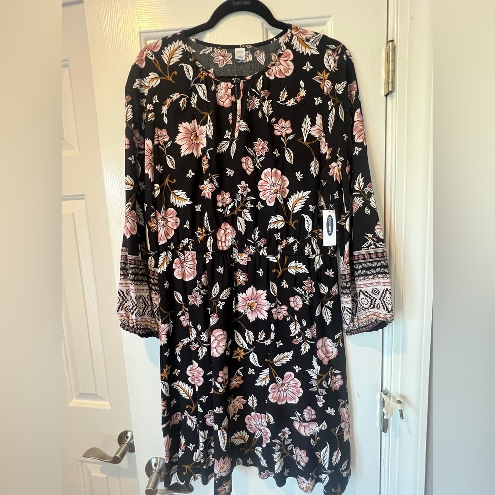 Cute Old Navy Floral Dress